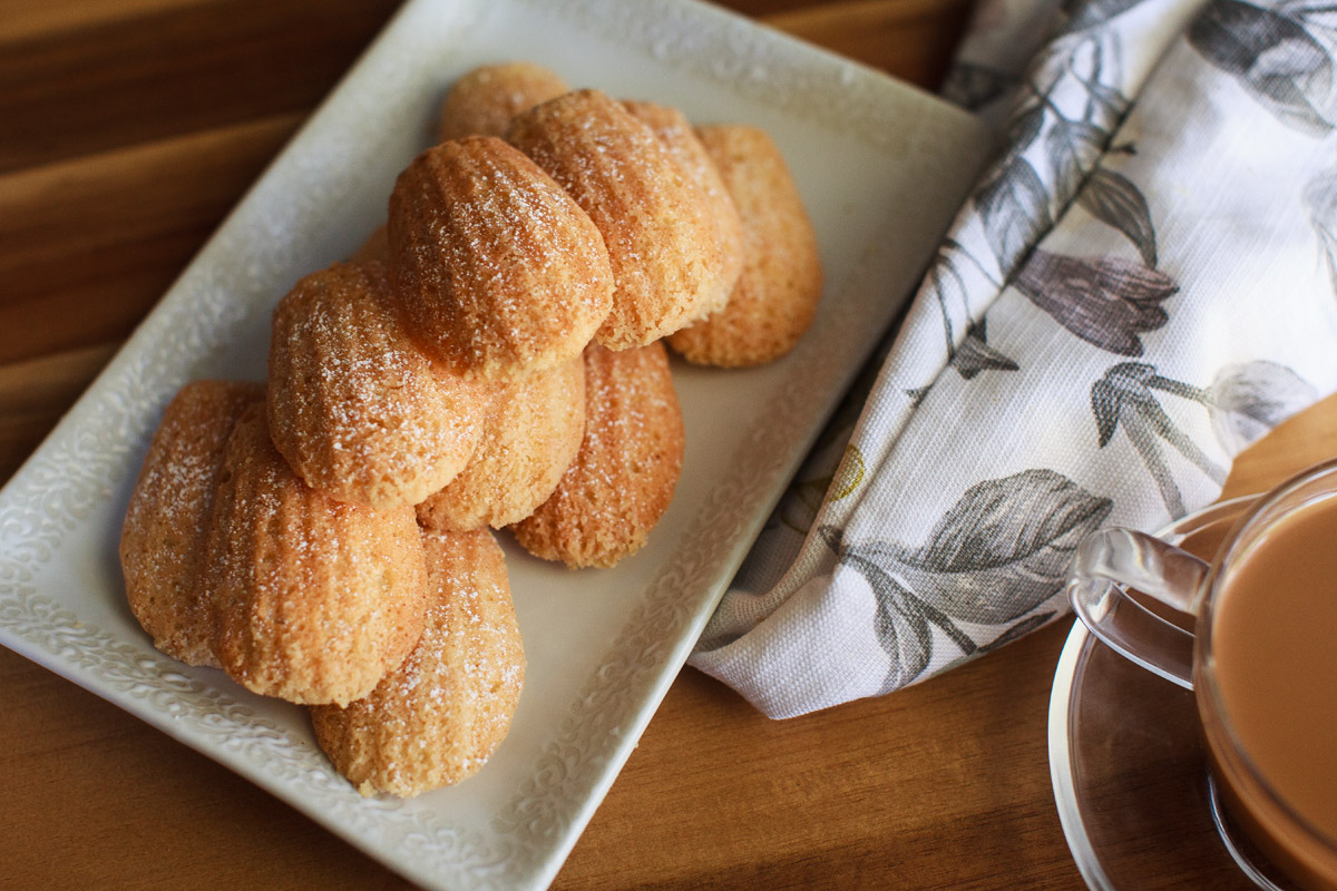 Classic Madeleines Recipe (les Madeleines de Commercy)