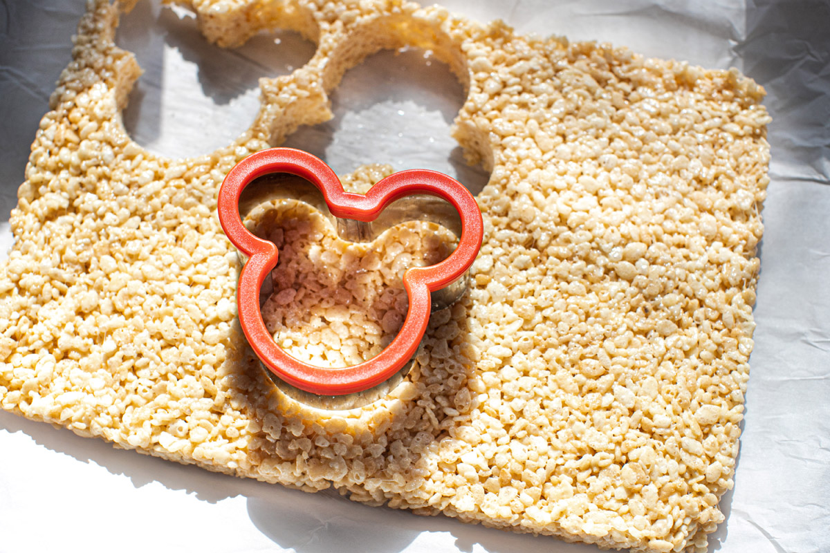 Disney World’s Mickey Mouse Rice Krispy Treats Recipe