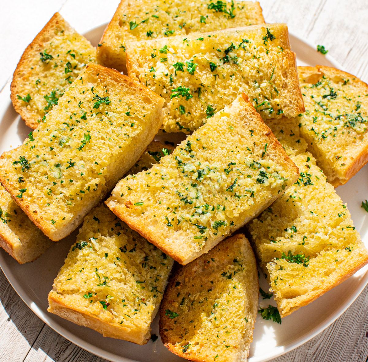 Easy Garlic Bread Recipe