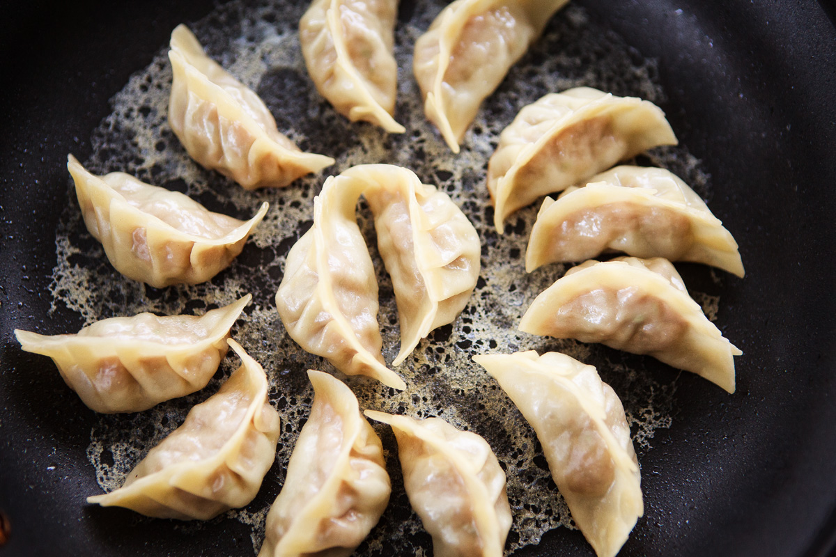 Gyoza with Crispy Lattice Recipe - Hanetsuki Gyoza