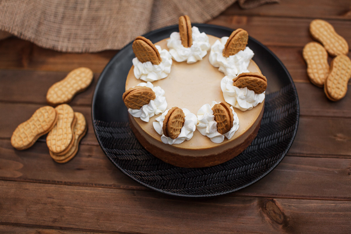 Instant Pot Peanut Butter Cheesecake Recipe with Nutter Butter Crust