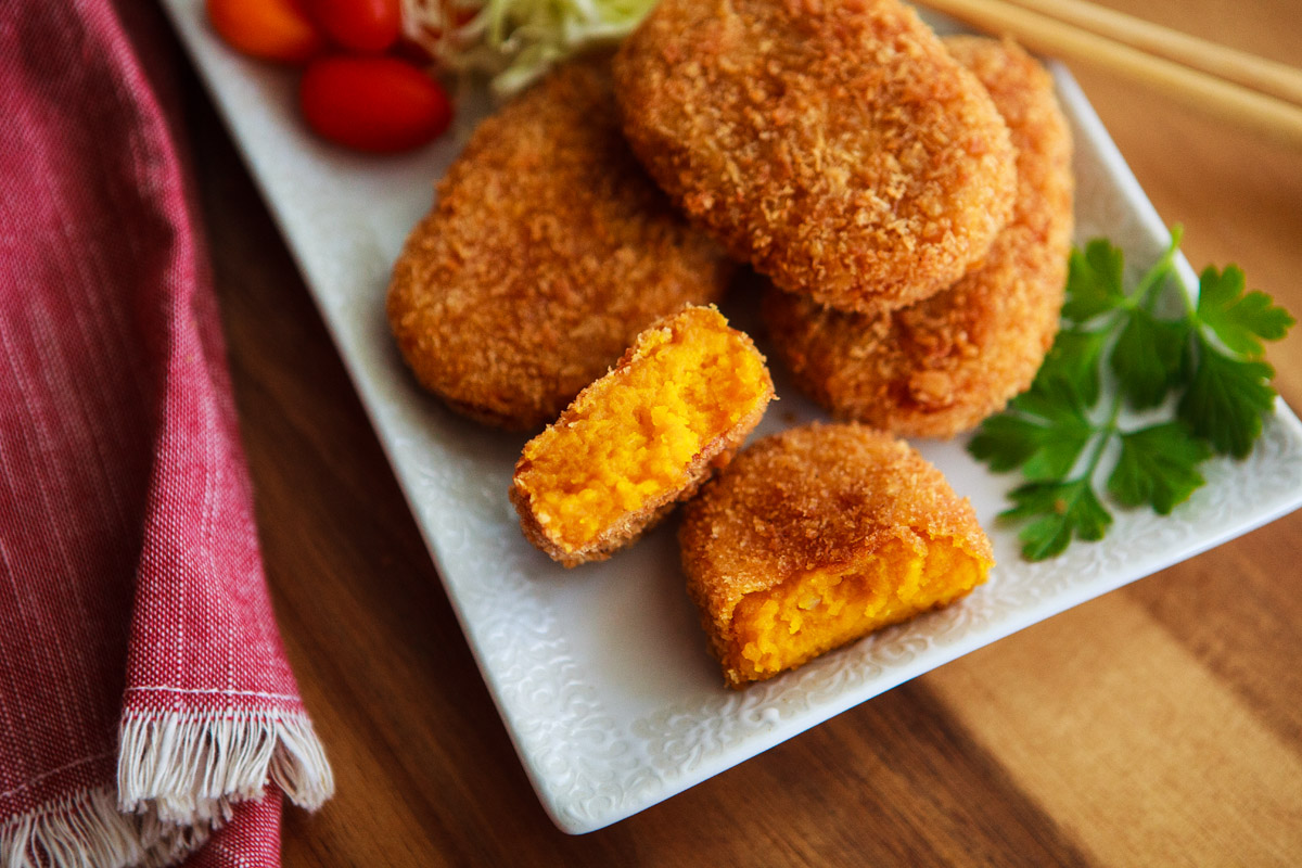 Kabocha Korokke Recipe - Japanese Pumpkin Croquette