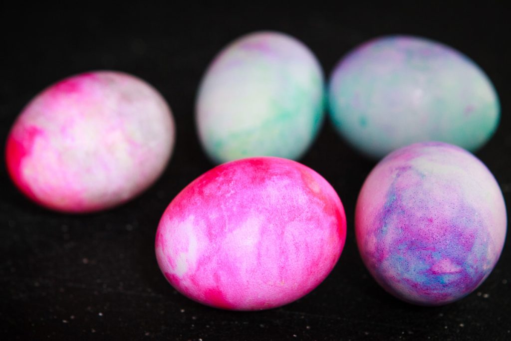 Marble Eggs with Whipped Cream Dye