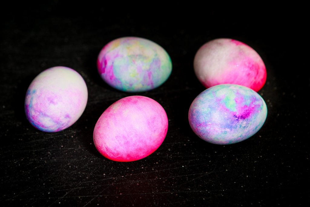 Marble Eggs with Whipped Cream Dye