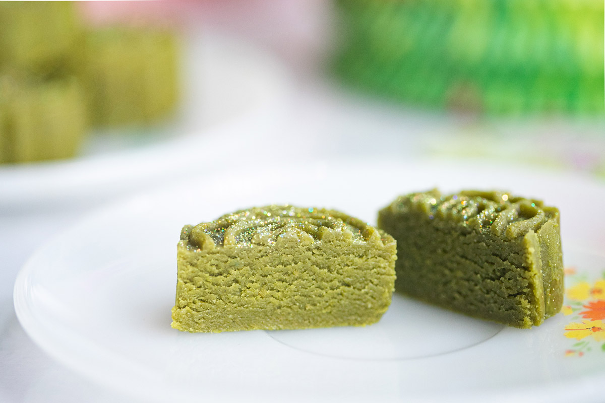 No-Bake Matcha Mooncakes Recipe