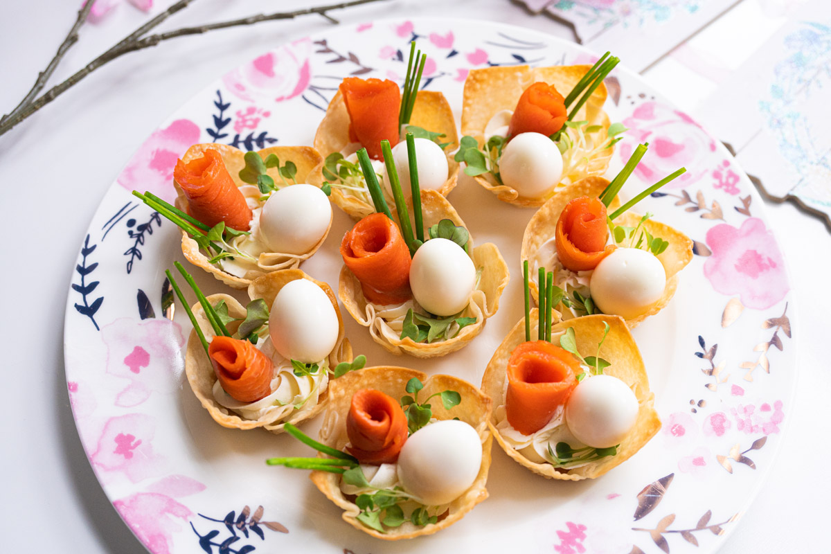 Smoked Salmon and Cream Cheese Wonton Cups Recipe with Soft Boiled Quail Egg