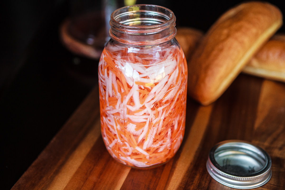 Vietnamese Pickled Daikon & Carrots Recipe (Đồ Chua)